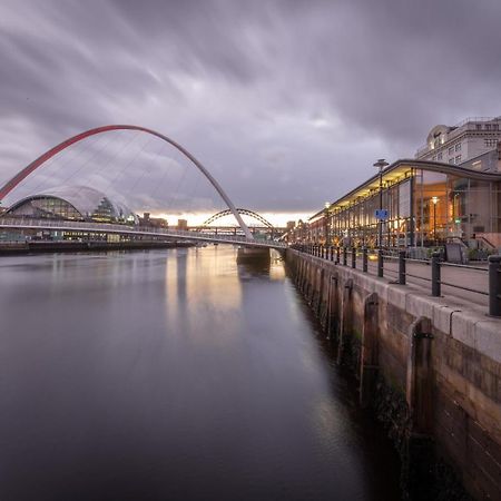 Newcastle City Centre Spacious Town House Free Parking And Wifi Kültér fotó