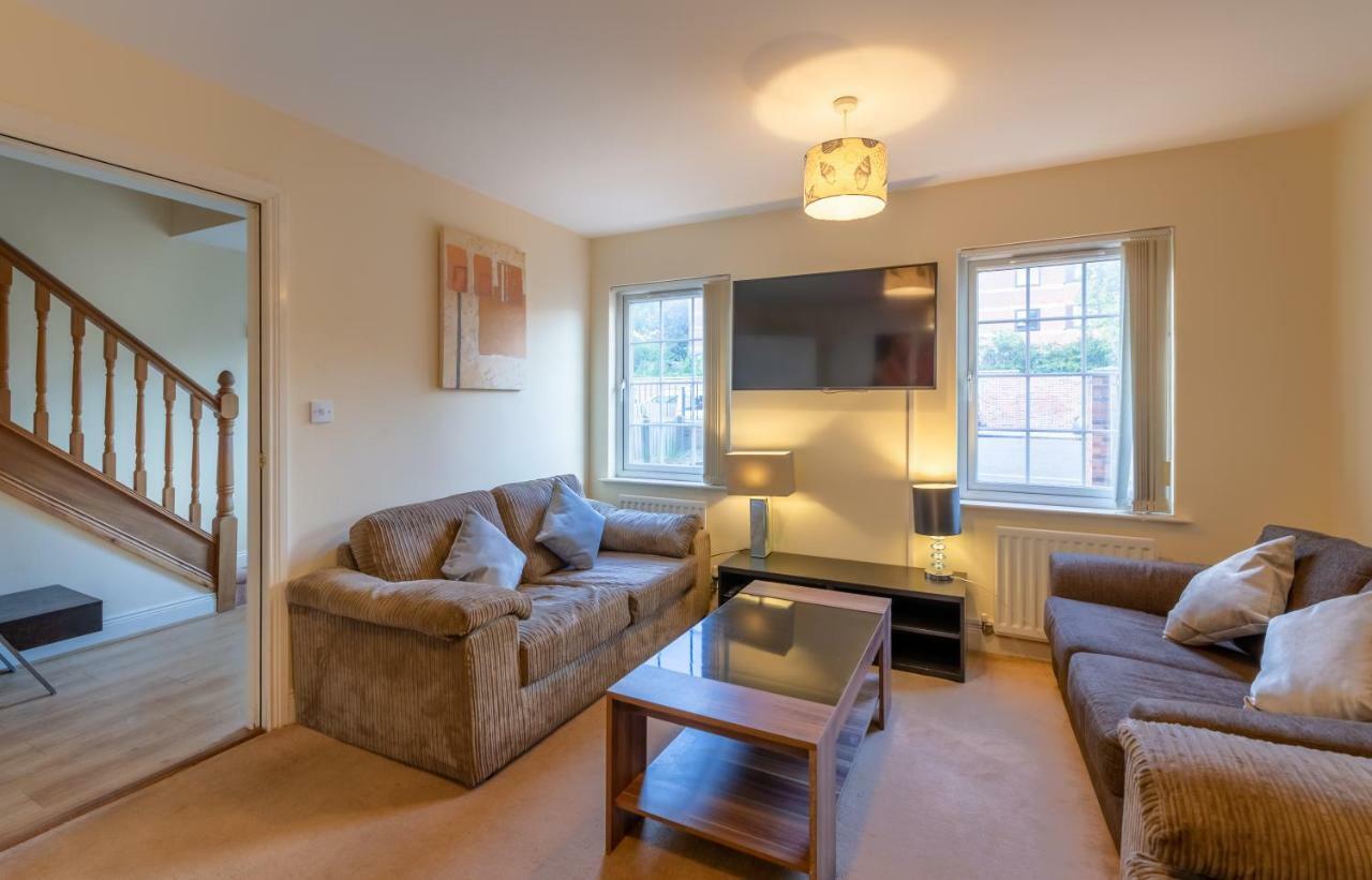 Newcastle City Centre Spacious Town House Free Parking And Wifi Kültér fotó