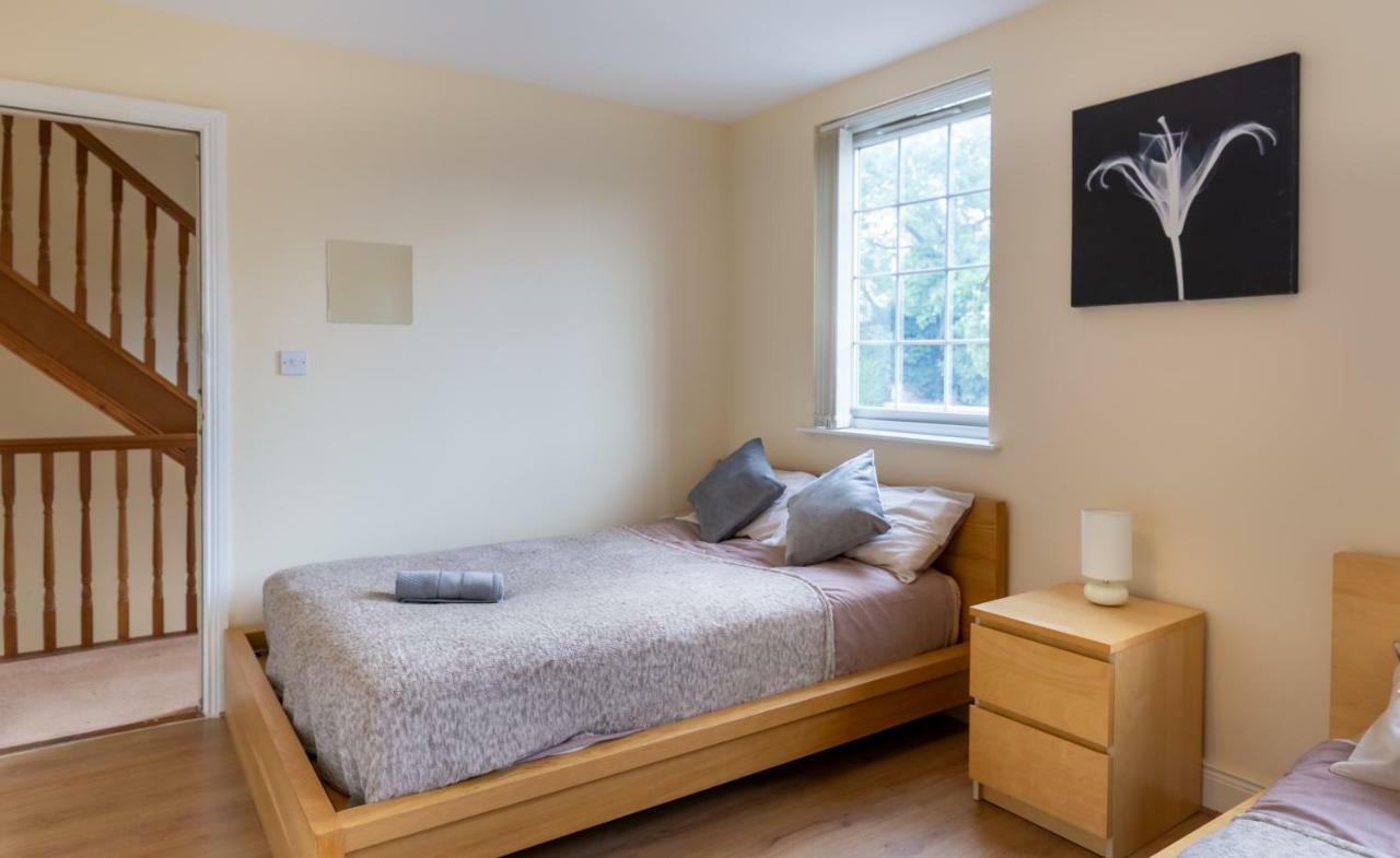 Newcastle City Centre Spacious Town House Free Parking And Wifi Kültér fotó
