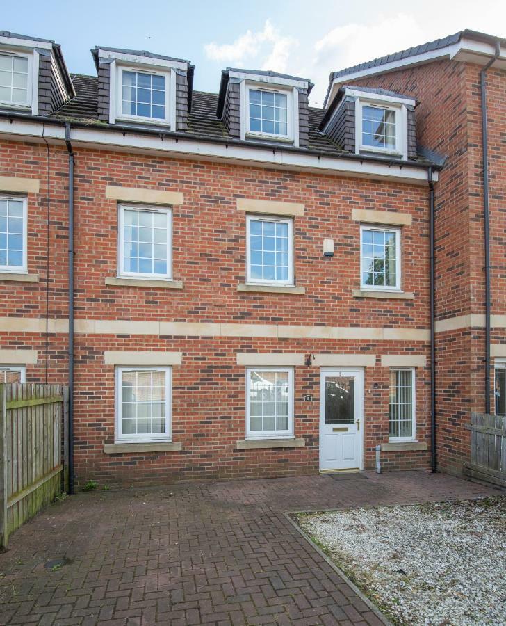 Newcastle City Centre Spacious Town House Free Parking And Wifi Kültér fotó