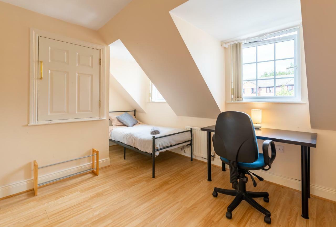 Newcastle City Centre Spacious Town House Free Parking And Wifi Kültér fotó